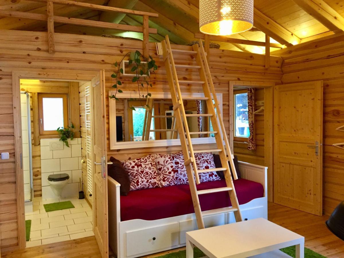 Blockhaus Chalet Mit Beheizbarem Badefass Und Infrarotsauna Auf Der Terrasse Oberschützen Extérieur photo