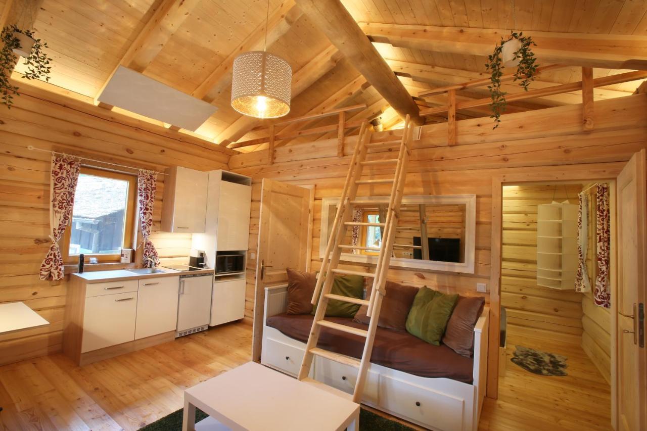 Blockhaus Chalet Mit Beheizbarem Badefass Und Infrarotsauna Auf Der Terrasse Oberschützen Extérieur photo