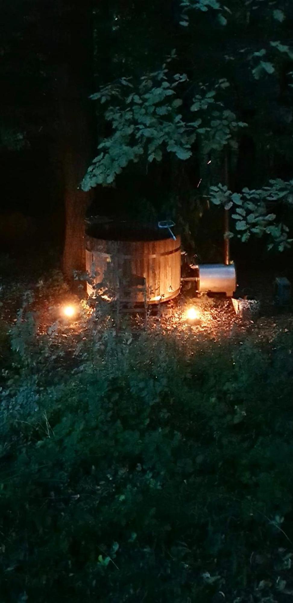 Blockhaus Chalet Mit Beheizbarem Badefass Und Infrarotsauna Auf Der Terrasse Oberschützen Extérieur photo